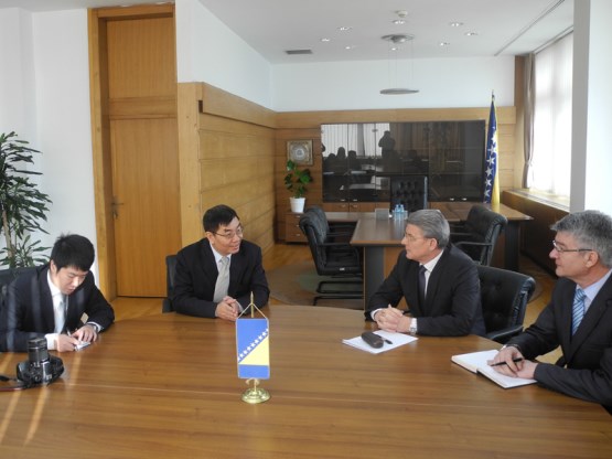Предсједавајући Представничког дома Шефик Џаферовић разговарао с амбасадором НР Кине у нашој земљи
